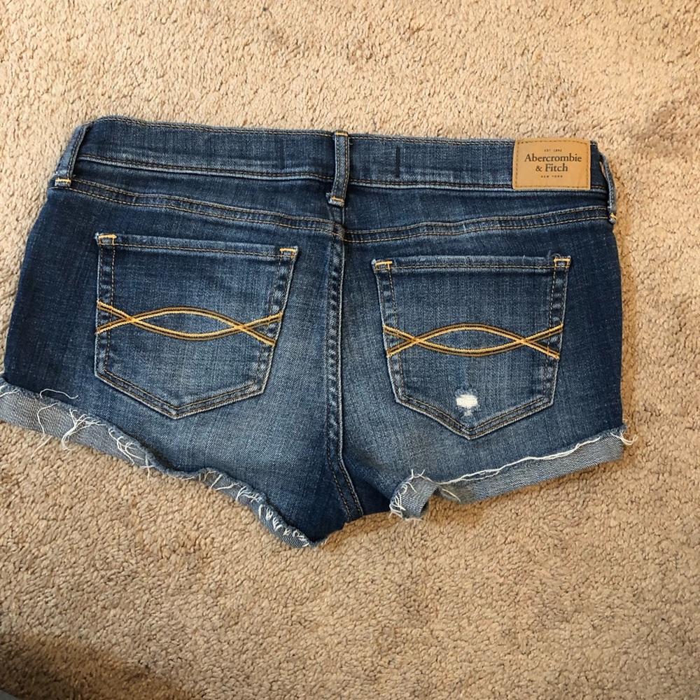 Shorts - Picture 2 of 2